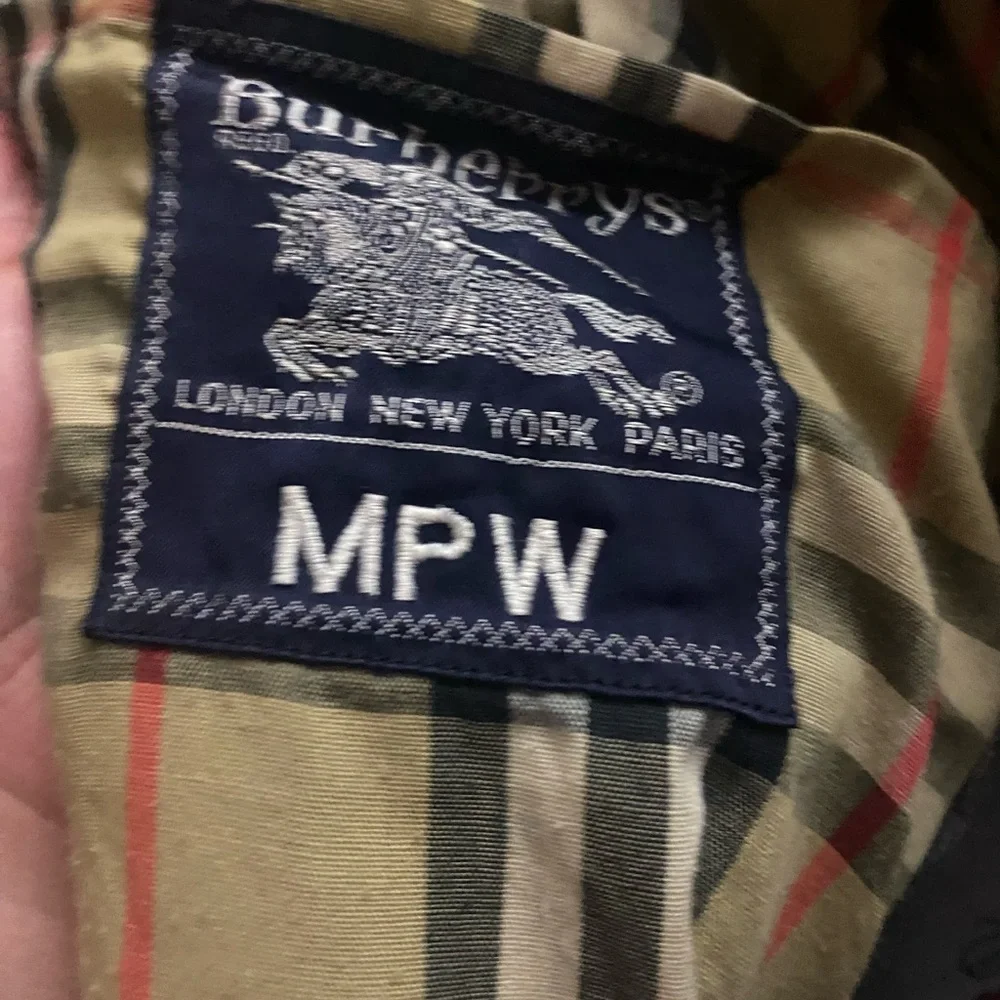 Vintage Burberrys’ London Trench Coat 44 Long - Classic Nova Check & Liner - Picture 10 of 16